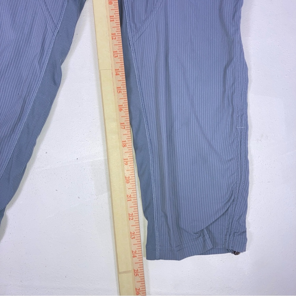 Lululemon Dance Studio Mid-Rise Full Length Jogger Light Blue Women's Size 4 Gym - Picture 9 of 16